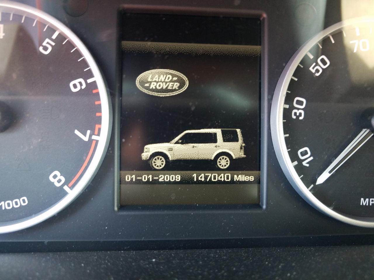 Photo 8 from auction – 2011 LAND ROVER LR4 HSE with VIN SALAG2D46BA590655