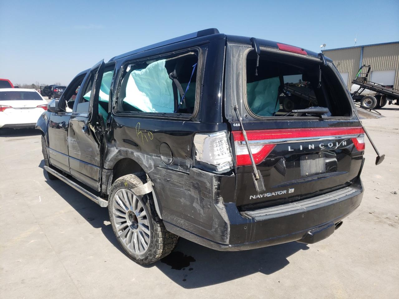 Photo 3 from auction – 2017 LINCOLN NAVIGATOR with VIN 5LMJJ3LT9HEL11104
