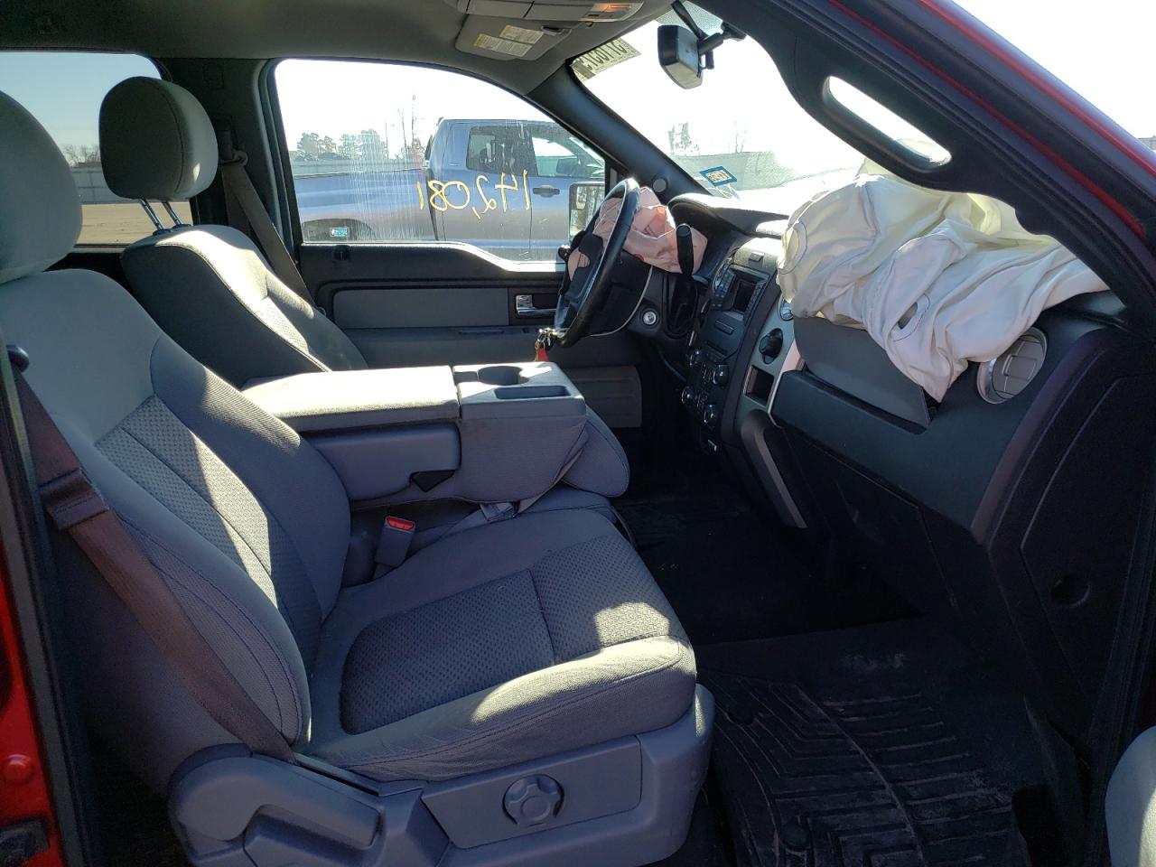 Photo 5 from auction – 2014 FORD F150 SUPER with VIN 1FTFW1CF9EKE96135
