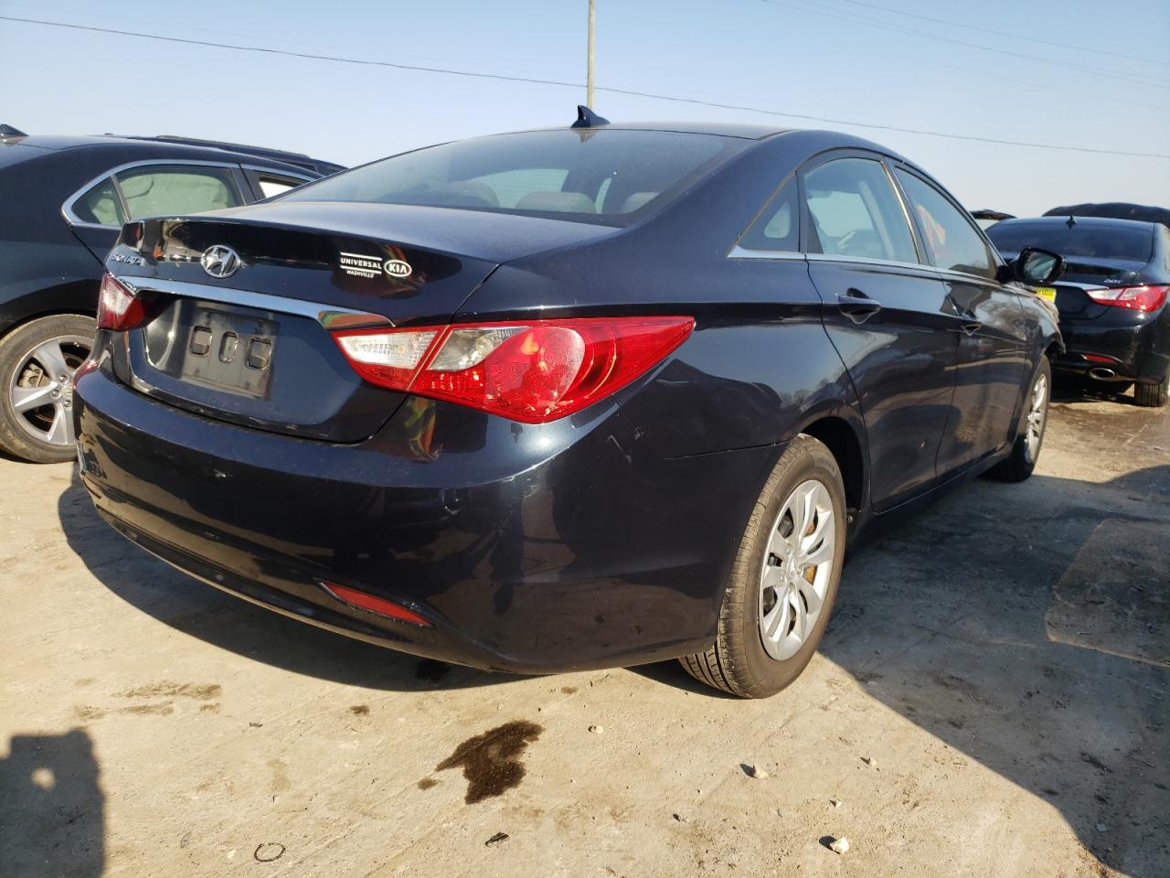 Photo 4 from auction – 2012 HYUNDAI SONATA GLS with VIN 5NPEB4AC2CH323229