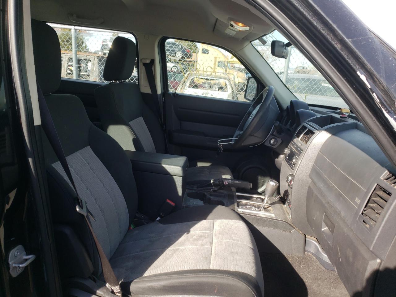 Photo 5 from auction – 2008 DODGE NITRO SXT with VIN 1D8GU28K38W230324