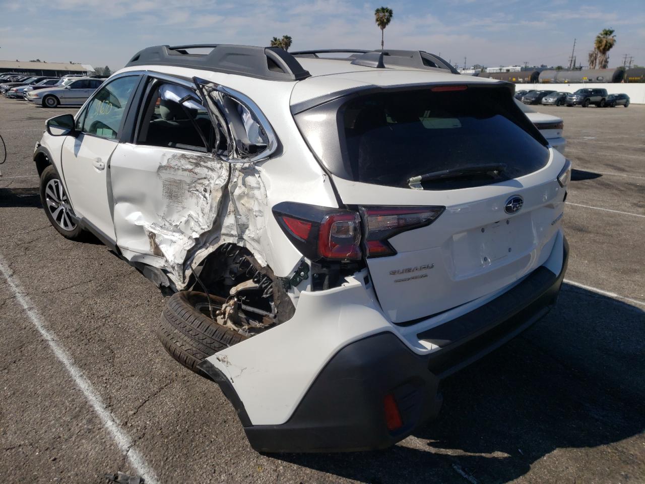 Photo 3 from auction – 2022 SUBARU OUTBACK PR with VIN 4S4BTAFC1N3117952