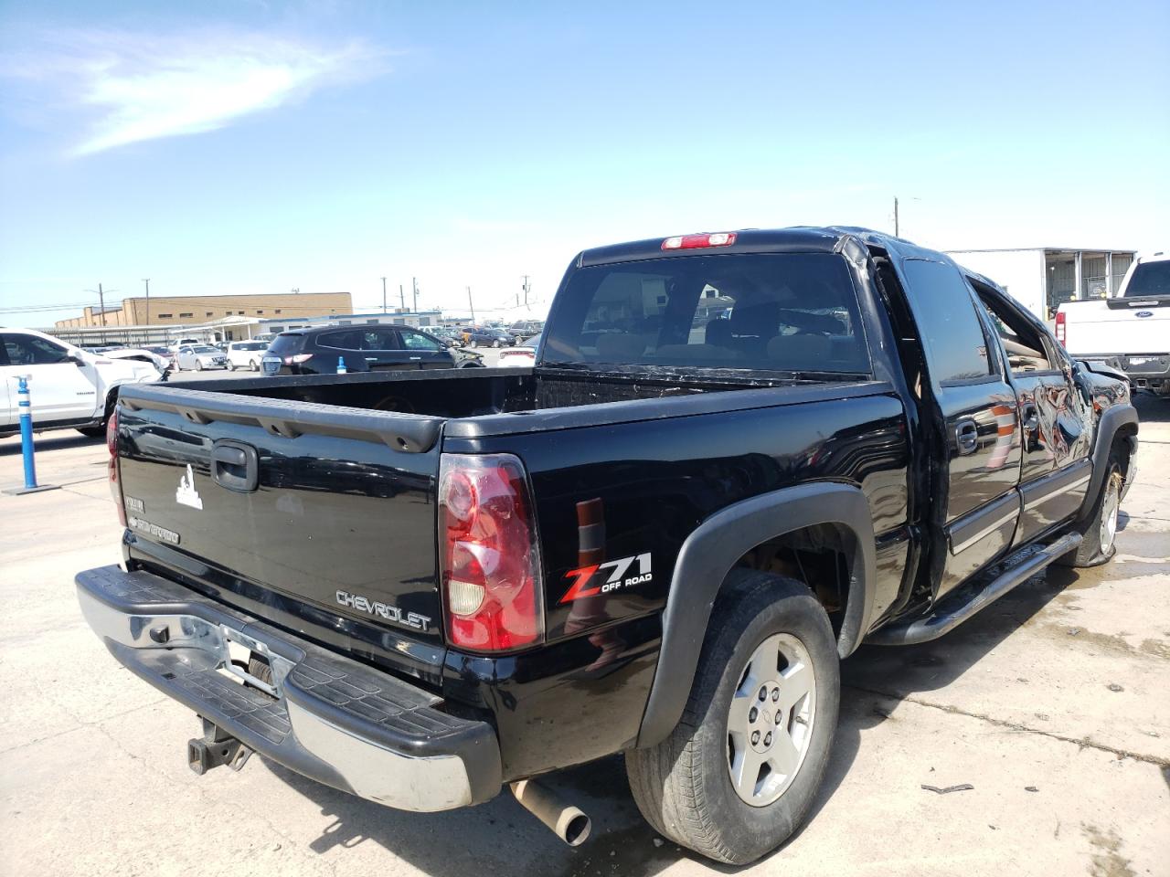 Photo 4 from auction – 2004 CHEVROLET SILVERADO with VIN 2GCEK13T141348668