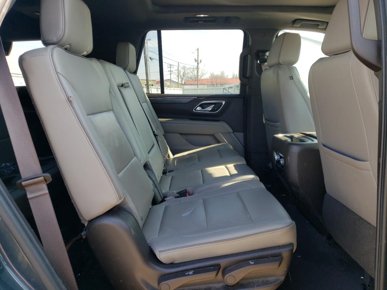 Photo 6 from auction – 2021 GMC YUKON SLT with VIN 1GKS2BKD3MR113333
