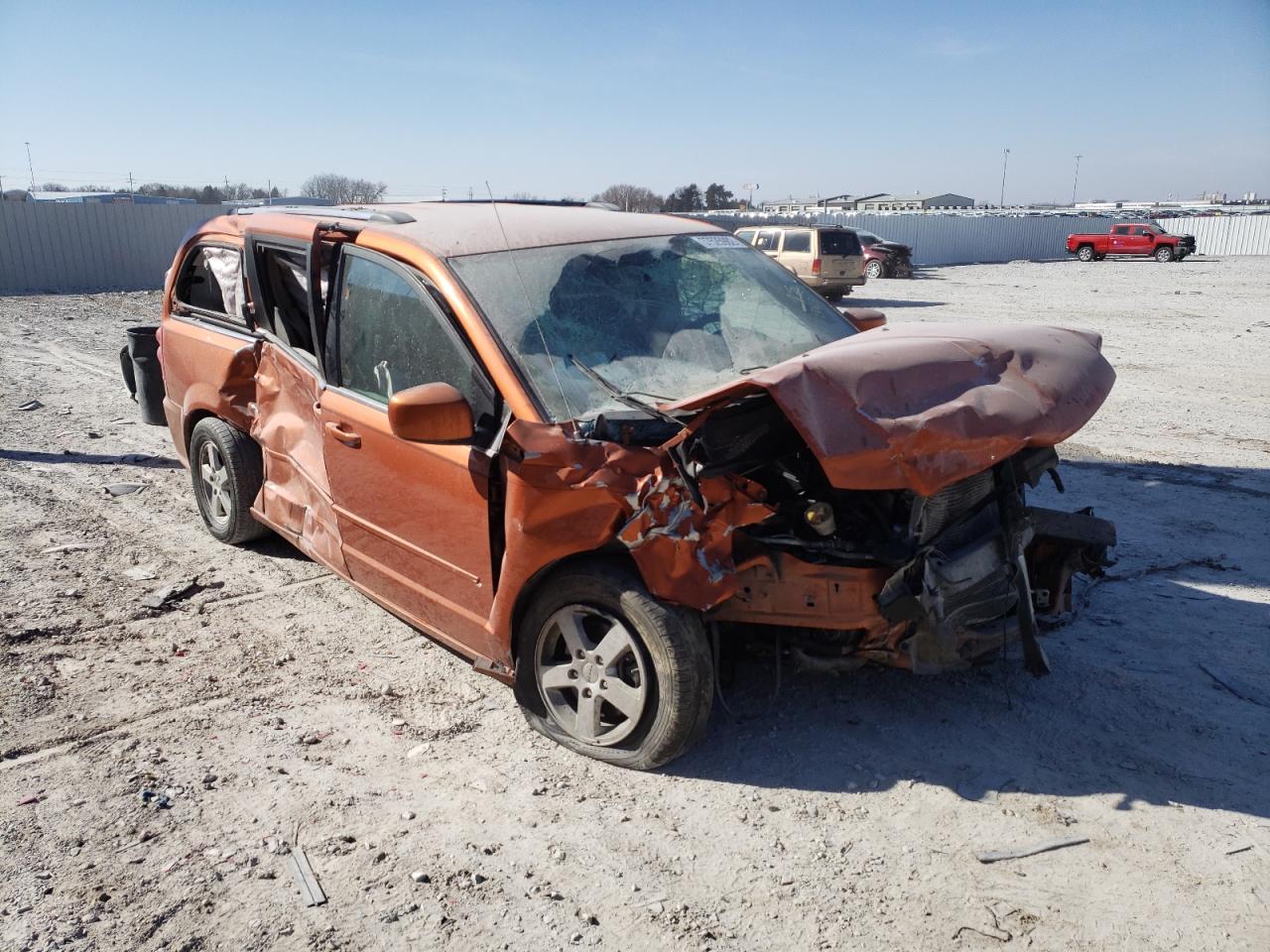 Photo 9 from auction – 2011 DODGE GRAND CARA with VIN 2D4RN5DG1BR751343