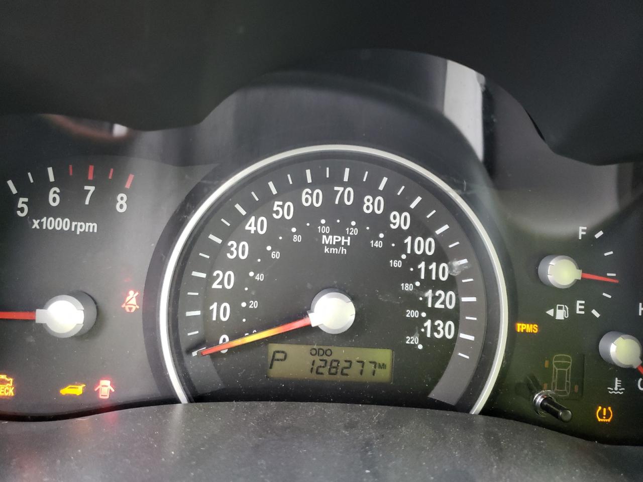 Photo 8 from auction – 2009 KIA SEDONA EX with VIN KNDMB233296277773