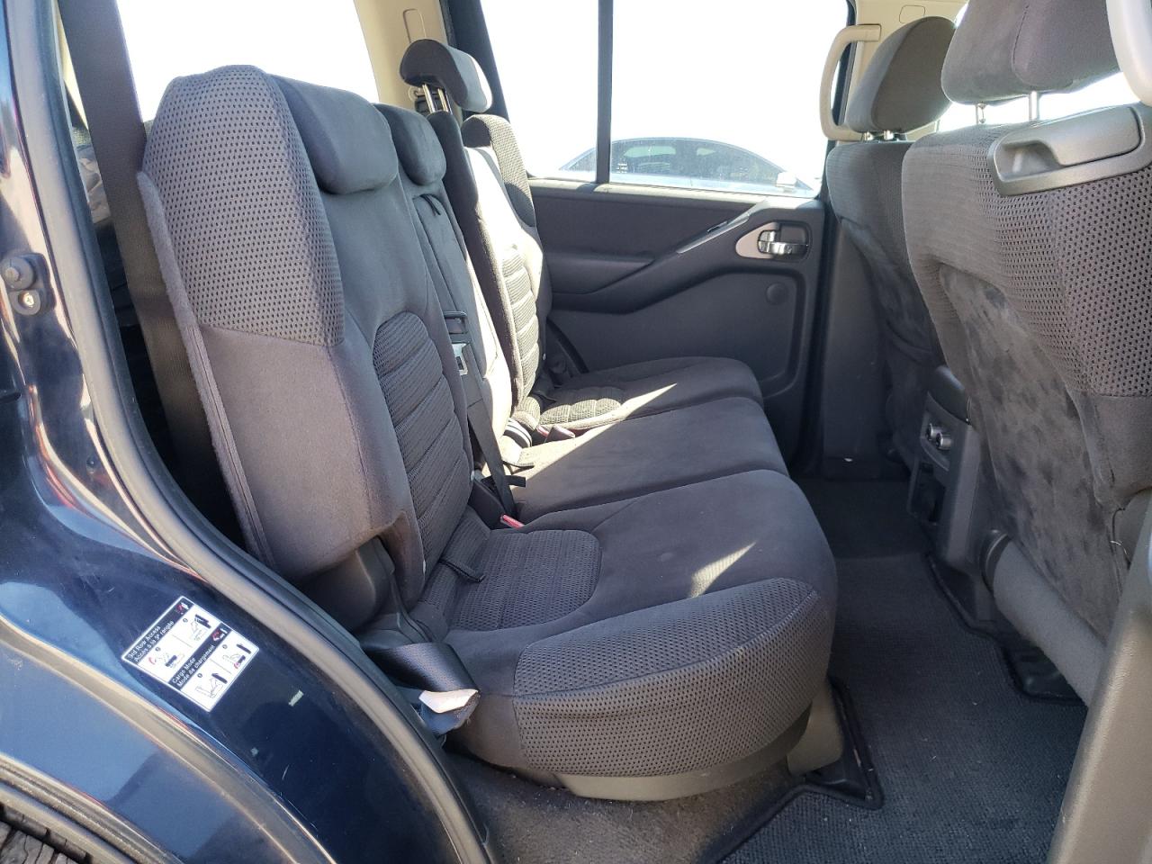 Photo 6 from auction – 2007 NISSAN PATHFINDER with VIN 5N1AR18U77C622218