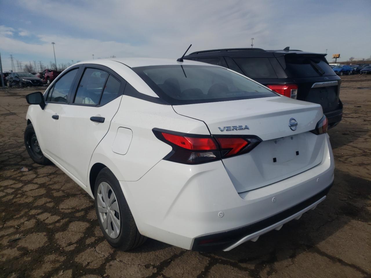 Photo 3 from auction – 2021 NISSAN VERSA S with VIN 3N1CN8DV9ML818051