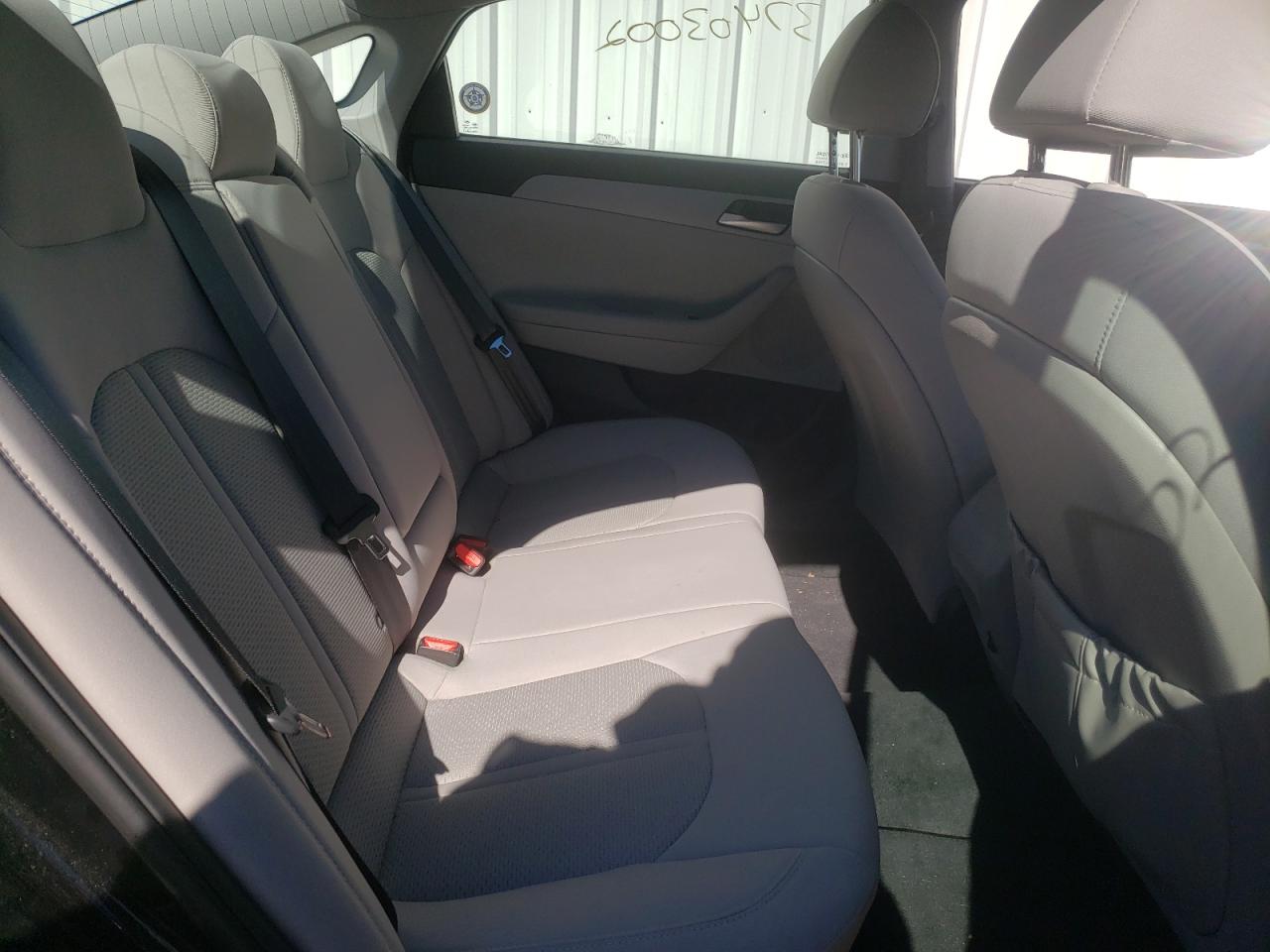 Photo 6 from auction – 2019 HYUNDAI SONATA SE with VIN 5NPE24AF1KH819633