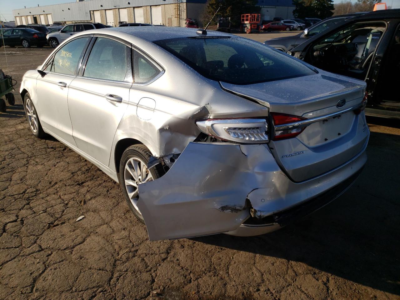 Photo 3 from auction – 2017 FORD FUSION SE with VIN 3FA6P0HD1HR263855