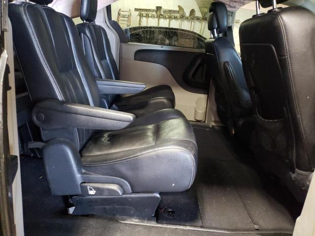 Photo 6 from auction – 2012 CHRYSLER TOWN & COU with VIN 2C4RC1CG3CR209062