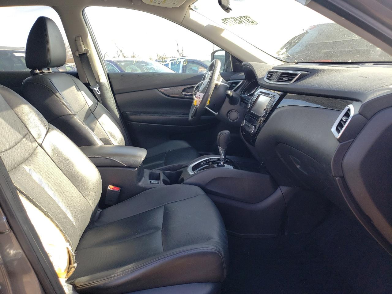 Photo 5 from auction – 2015 NISSAN ROGUE S with VIN 5N1AT2MV2FC853015