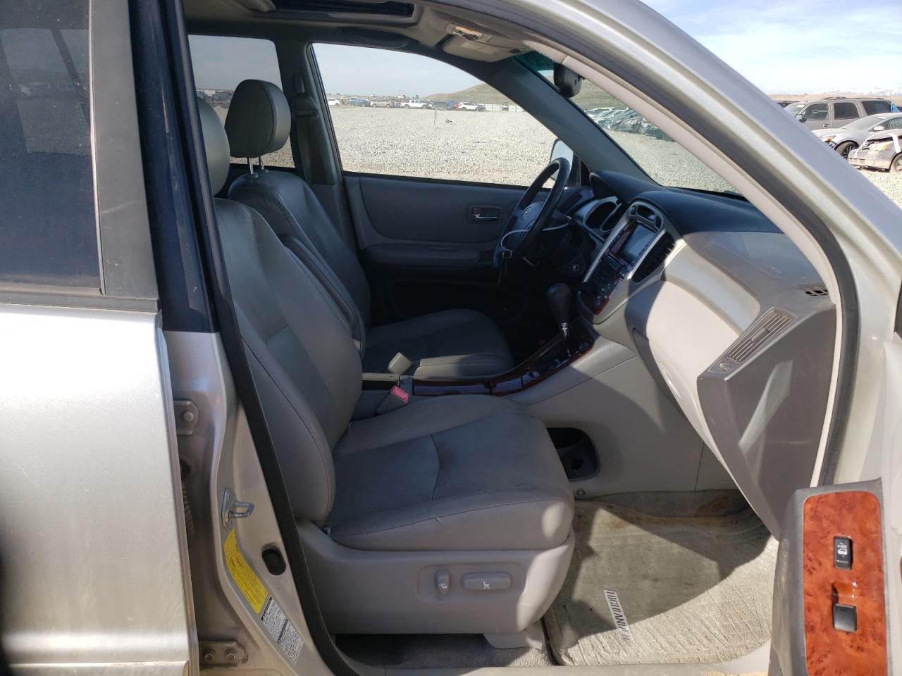 Photo 5 from auction – 2006 TOYOTA HIGHLANDER with VIN JTEEP21A160180727