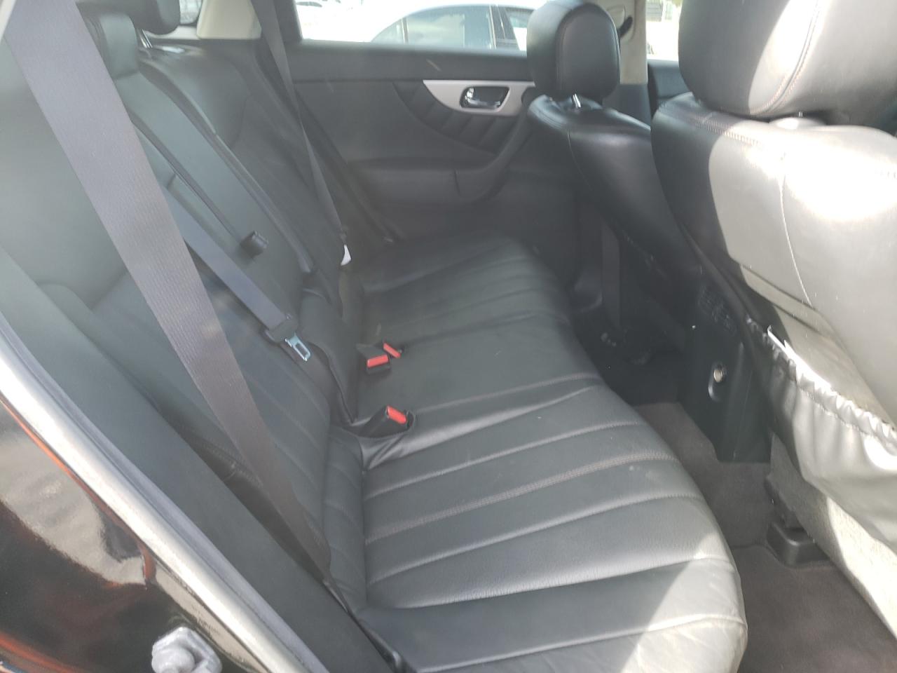 Photo 6 from auction – 2017 INFINITI QX70 with VIN JN8CS1MW7HM412386