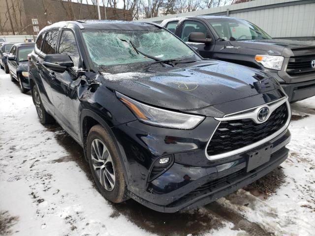 TOYOTA HIGHLANDER 2021 with VIN 5TDGZRBH3MS105582 - Photo from auction