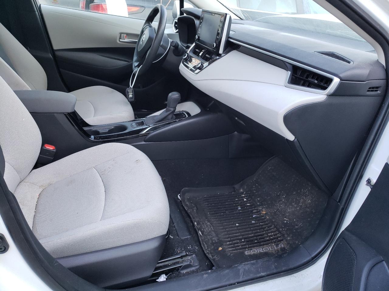 Photo 5 from auction – 2020 TOYOTA COROLLA LE with VIN JTDEBRBEXLJ002351