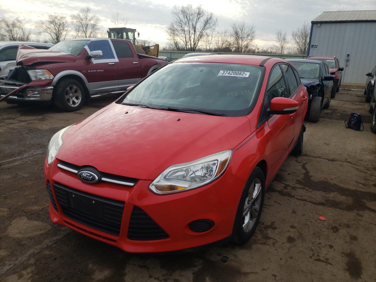 Photo 2 from auction – 2013 FORD FOCUS SE with VIN 1FADP3K29DL136795