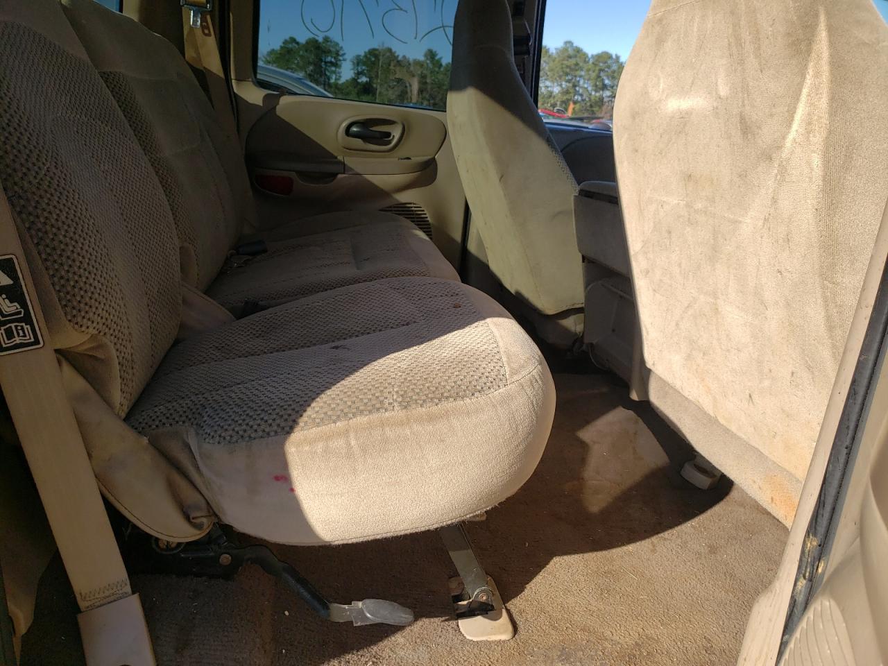 Photo 6 from auction – 2001 FORD F150 SUPER with VIN 1FTRW07W31KE27338