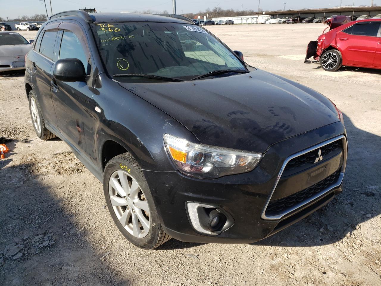 MITSUBISHI OUTLANDER 2015 with VIN 4A4AP4AU8FE003175 - Photo from auction