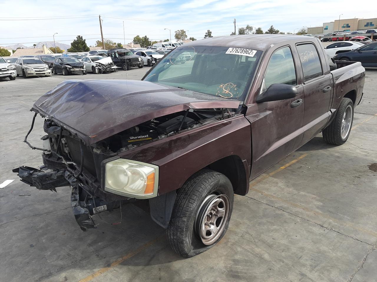 Photo 2 from auction – 2005 DODGE DAKOTA QUA with VIN 1D7HE28K55S277315