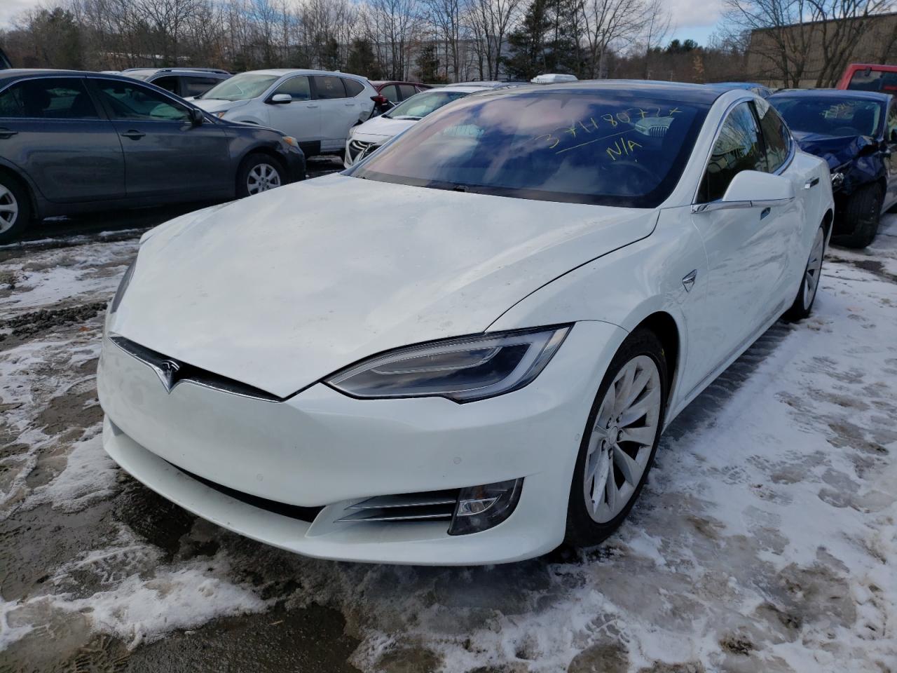 Photo 2 from auction – 2019 TESLA MODEL S with VIN 5YJSA1E20KF339769