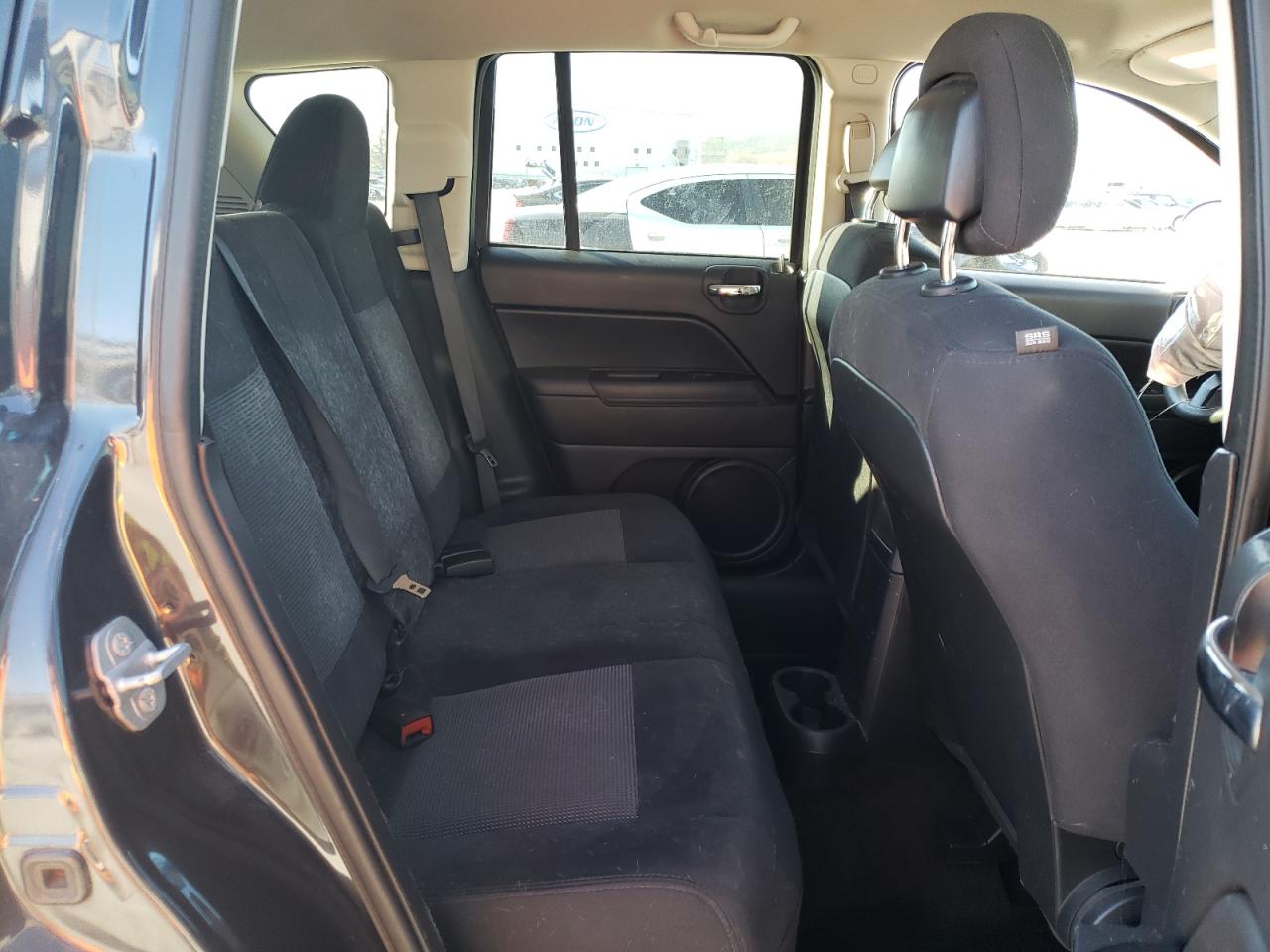 Photo 6 from auction – 2015 JEEP COMPASS SP with VIN 1C4NJCBA7FD325790