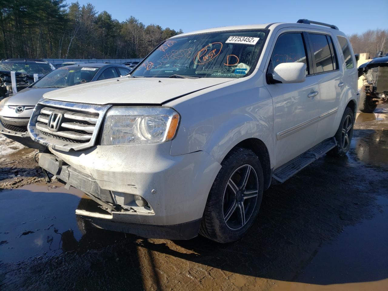 Photo 2 from auction – 2013 HONDA PILOT TOUR with VIN 5FNYF4H97DB078908