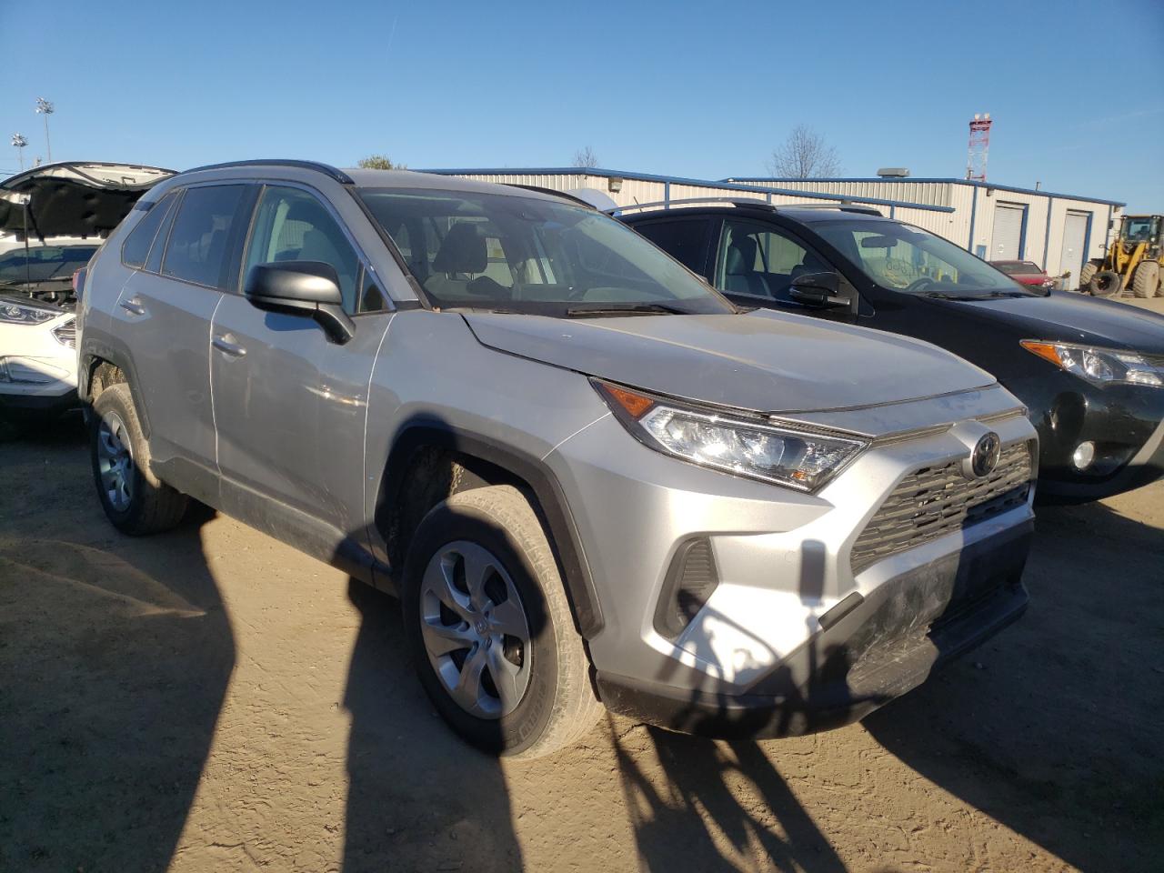 TOYOTA RAV4 LE 2020 with VIN 2T3H1RFV6LW082002 - Photo from auction