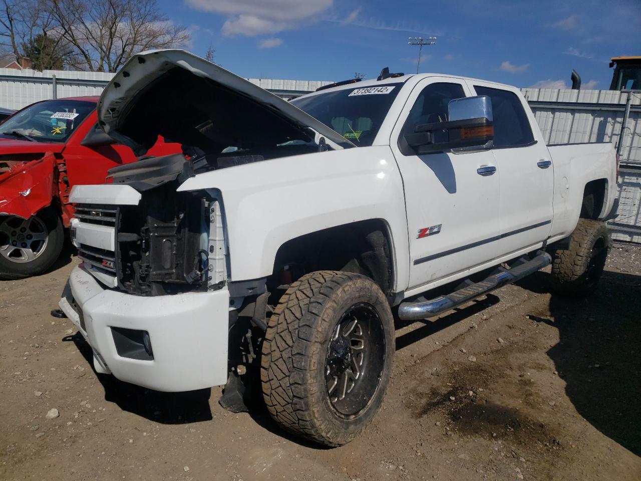 Photo 2 from auction – 2018 CHEVROLET SILVERADO with VIN 1GC1KVEY4JF258885