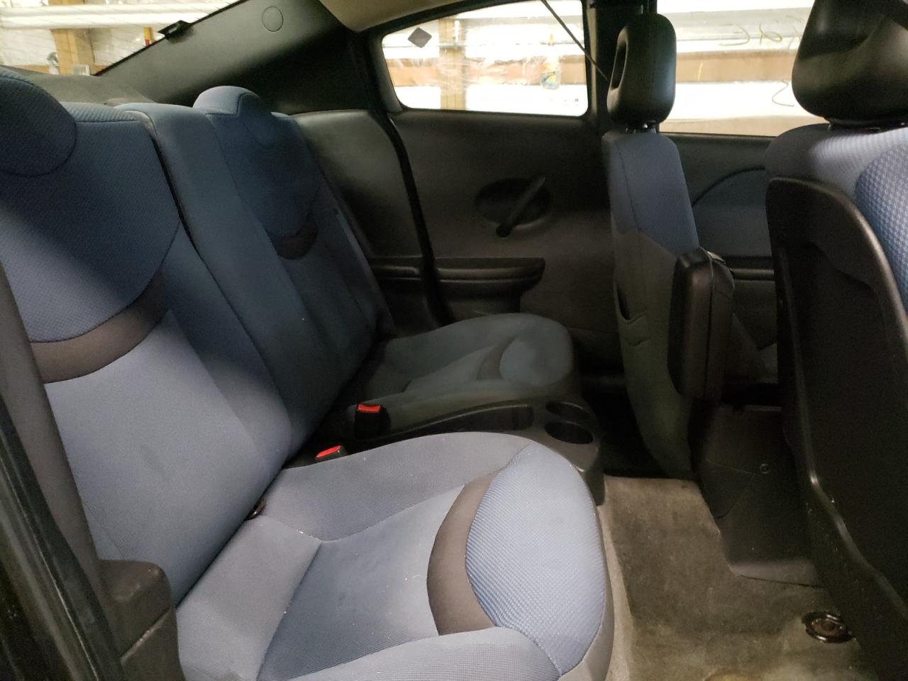 Photo 6 from auction – 2004 SATURN ION LEVEL with VIN 1G8AN12F64Z165351