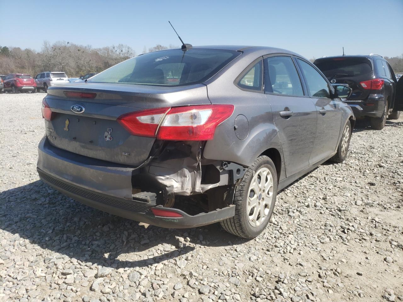 Photo 4 from auction – 2012 FORD FOCUS SE with VIN 1FAHP3F24CL352449