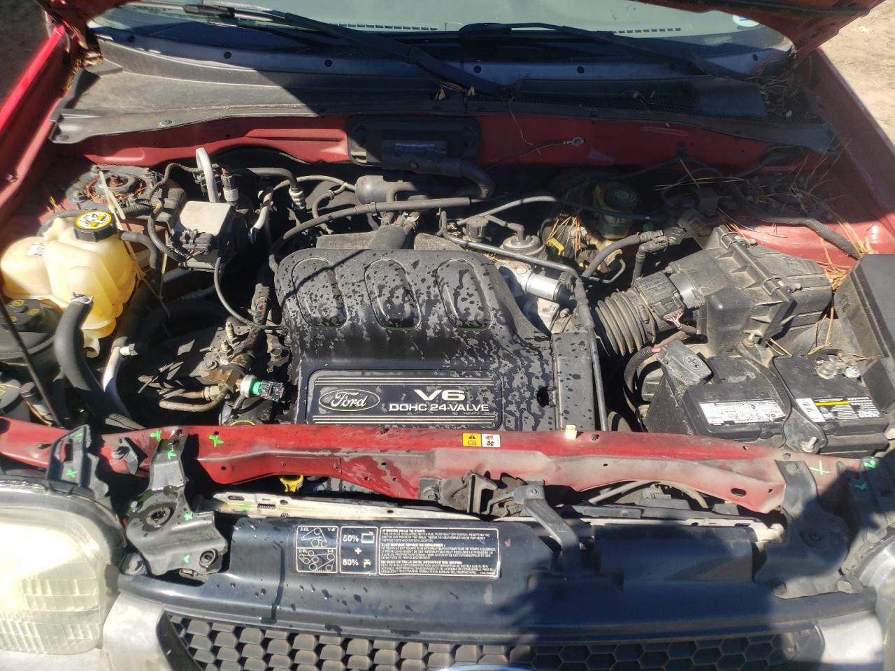 Photo 7 from auction – 2002 FORD ESCAPE XLS with VIN 1FMYU01162KB12741