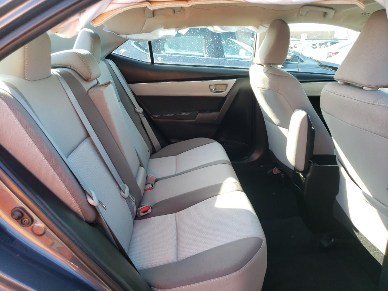 Photo 6 from auction – 2017 TOYOTA COROLLA L with VIN 5YFBURHEXHP705231