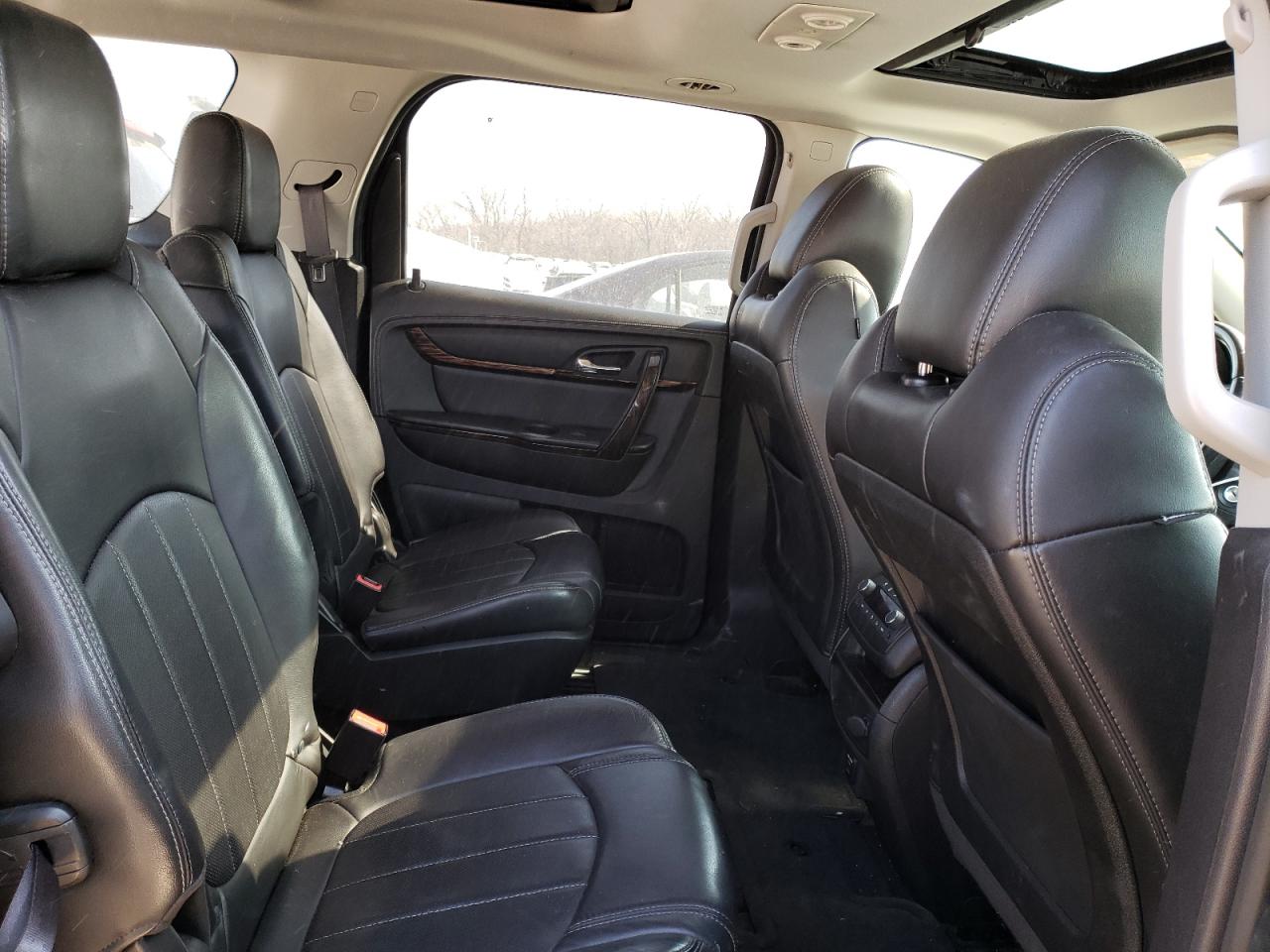 Photo 6 from auction – 2014 GMC ACADIA DEN with VIN 1GKKRTKDXEJ266583