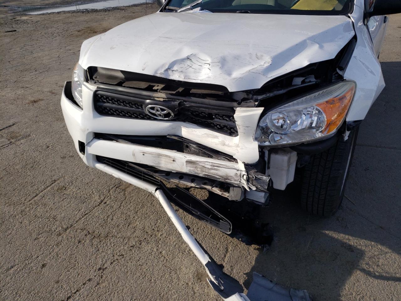 Photo 9 from auction – 2008 TOYOTA RAV4 with VIN JTMZD33VX86069386