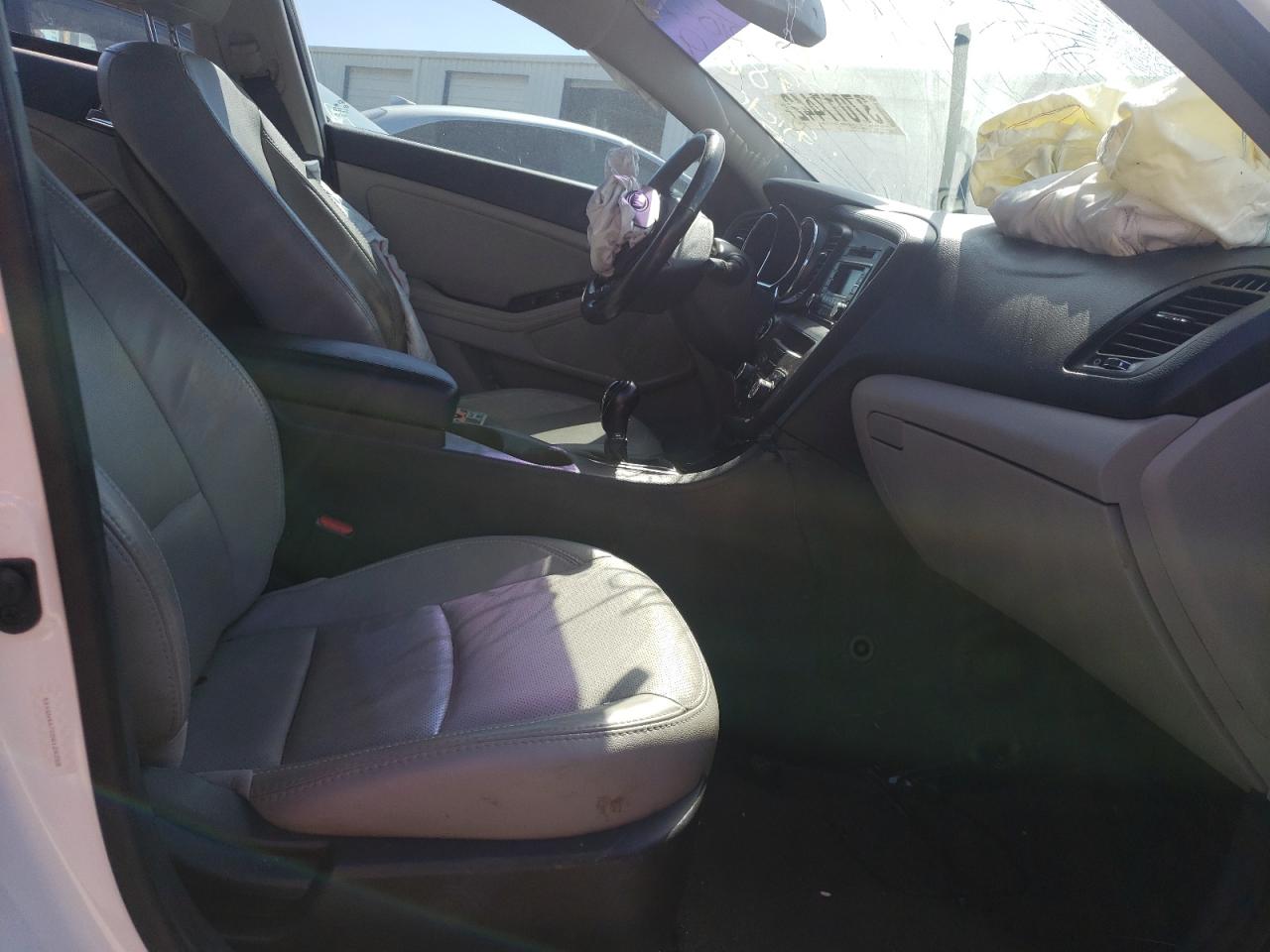 Photo 5 from auction – 2013 KIA OPTIMA EX with VIN 5XXGN4A70DG124258