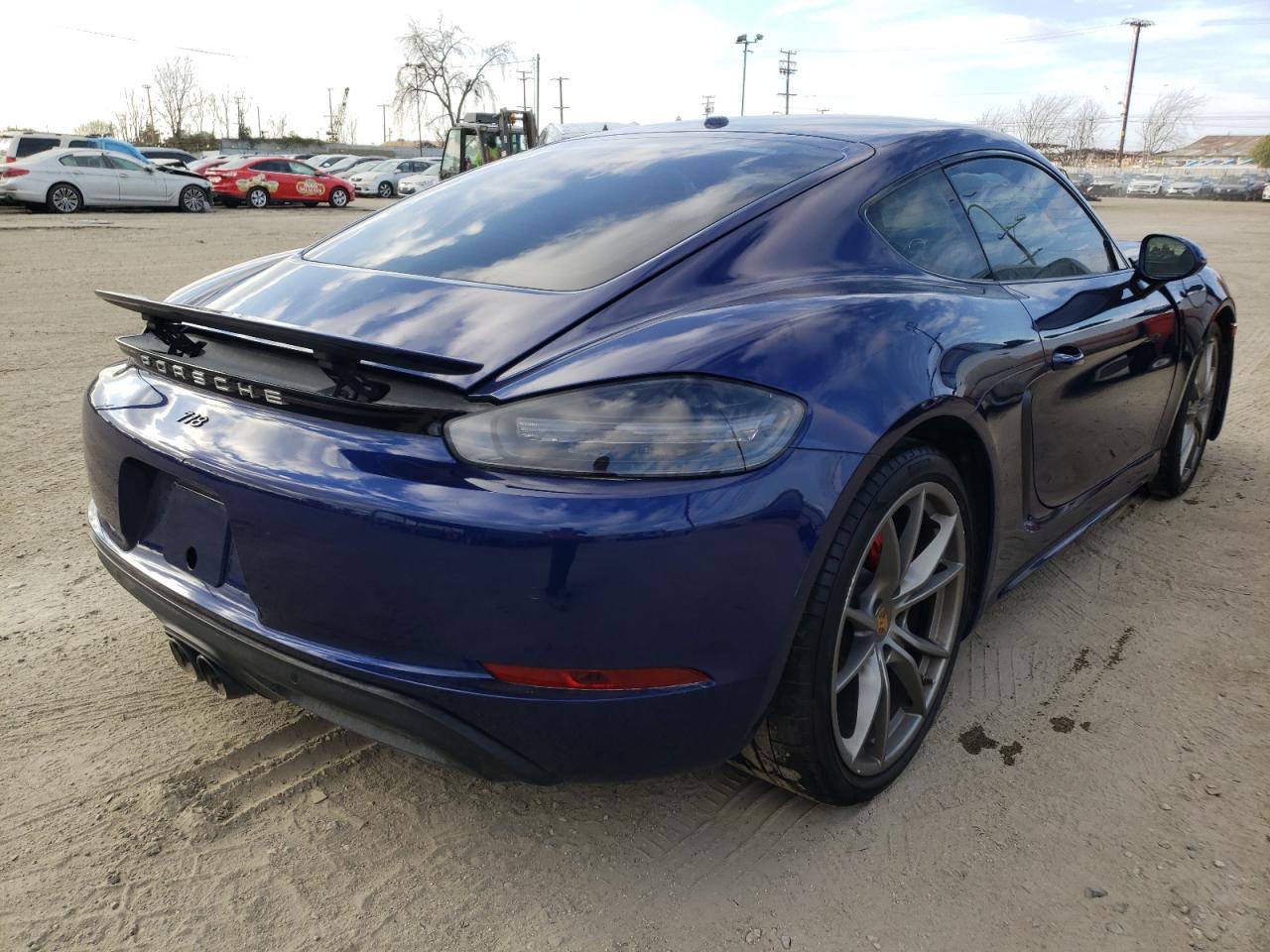 Photo 4 from auction – 2020 PORSCHE CAYMAN S with VIN WP0AB2A81LS275089
