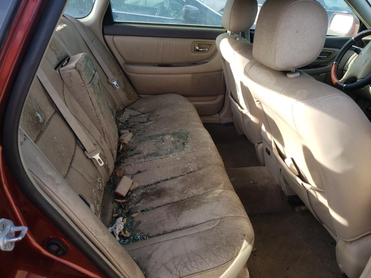 Photo 6 from auction – 2001 TOYOTA AVALON XL with VIN 4T1BF28B01U152844