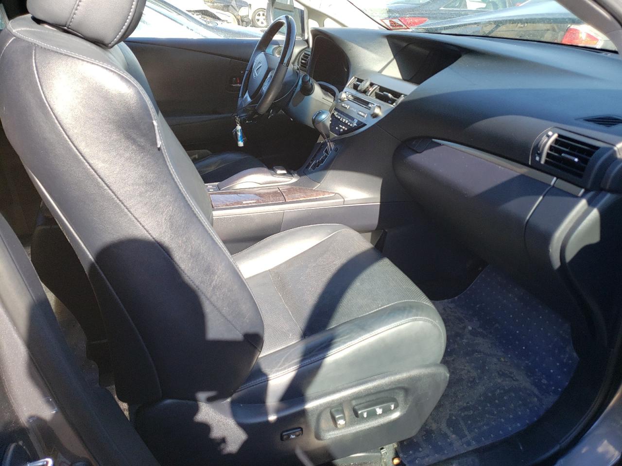 Photo 5 from auction – 2015 LEXUS RX 350 BAS with VIN JTJBK1BA9F2472433