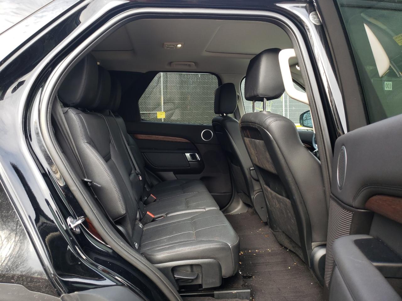 Photo 6 from auction – 2017 LAND ROVER DISCOVERY with VIN SALRRBBV8HA039340