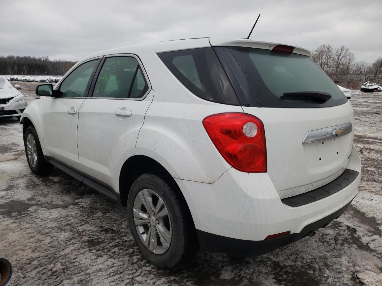 Photo 3 from auction – 2015 CHEVROLET EQUINOX LS with VIN 1GNALAEK8FZ144614