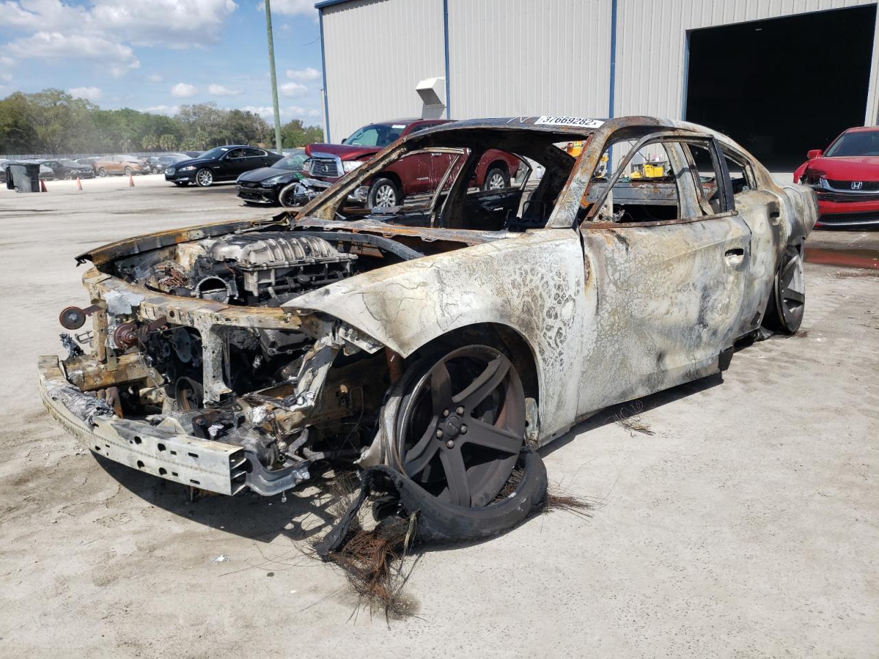 Photo 2 from auction – 2018 DODGE CHARGER SR with VIN 2C3CDXL9XJH262307