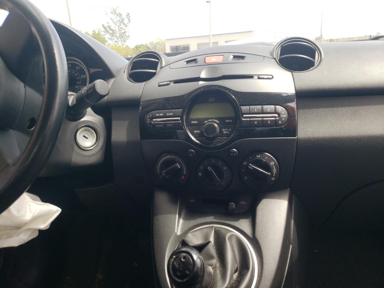 Photo 9 from auction – 2012 MAZDA MAZDA2 with VIN JM1DE1KZ2C0146523
