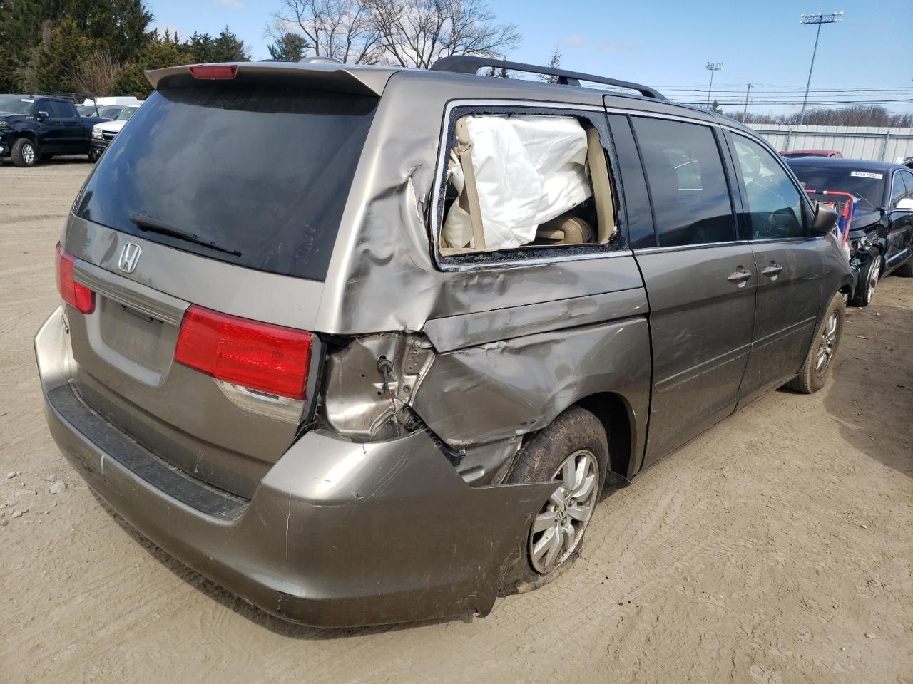 Photo 4 from auction – 2010 HONDA ODYSSEY EX with VIN 5FNRL3H77AB003918