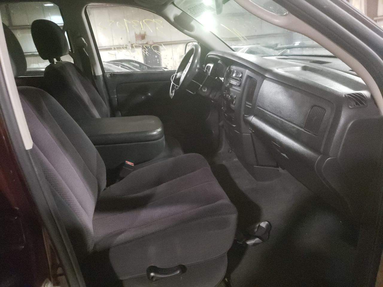 Photo 5 from auction – 2005 DODGE RAM 1500 S with VIN 1D7HU18D55J584343