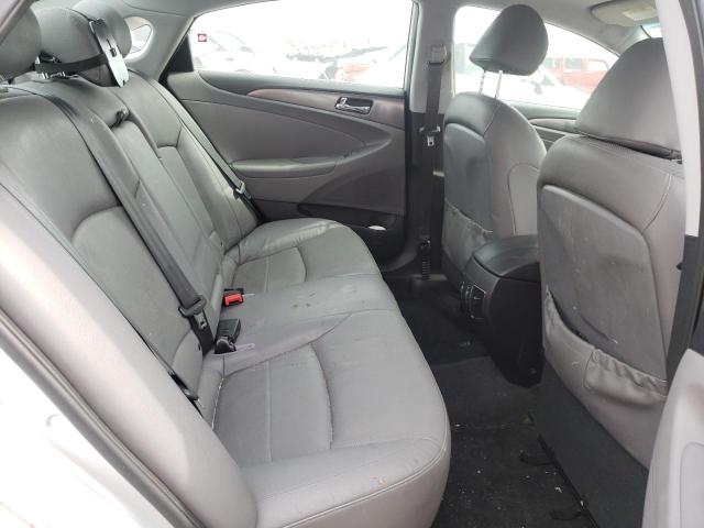 Photo 6 from auction – 2012 HYUNDAI SONATA HYB with VIN KMHEC4A40CA033600