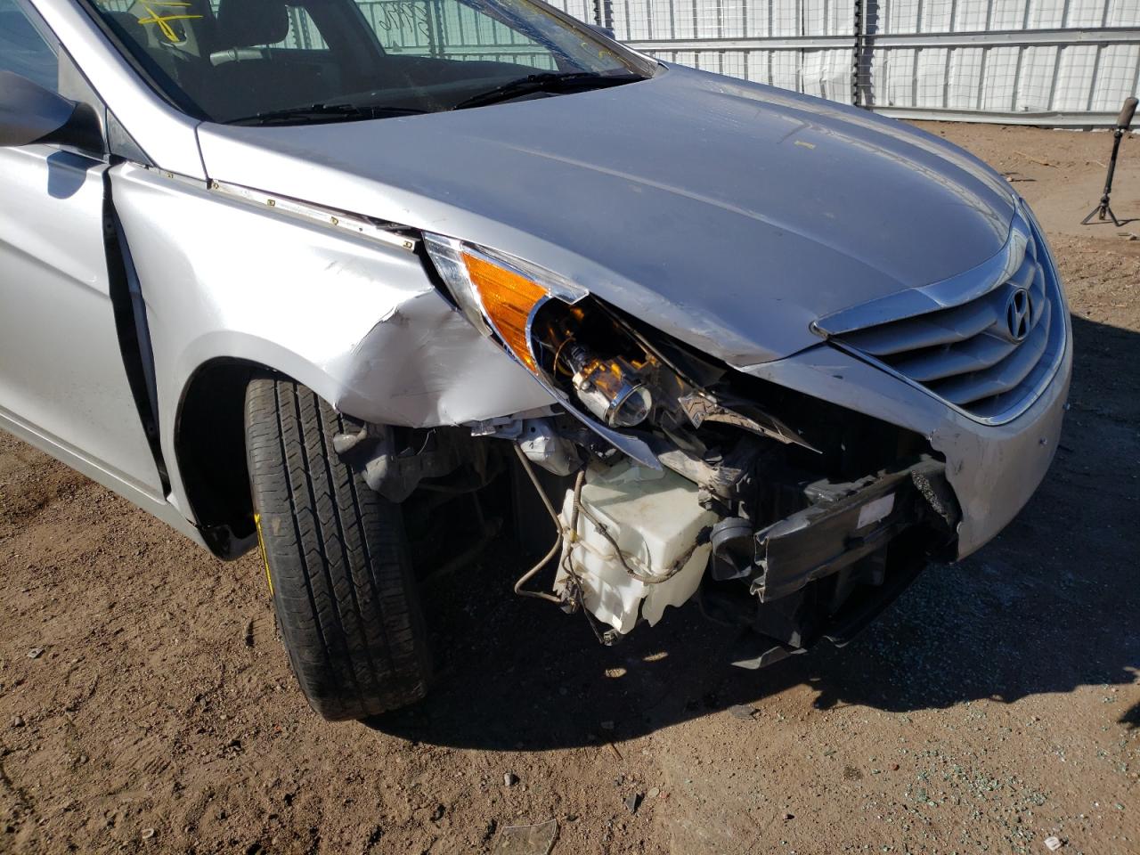 Photo 9 from auction – 2012 HYUNDAI SONATA GLS with VIN 5NPEB4AC9CH328220