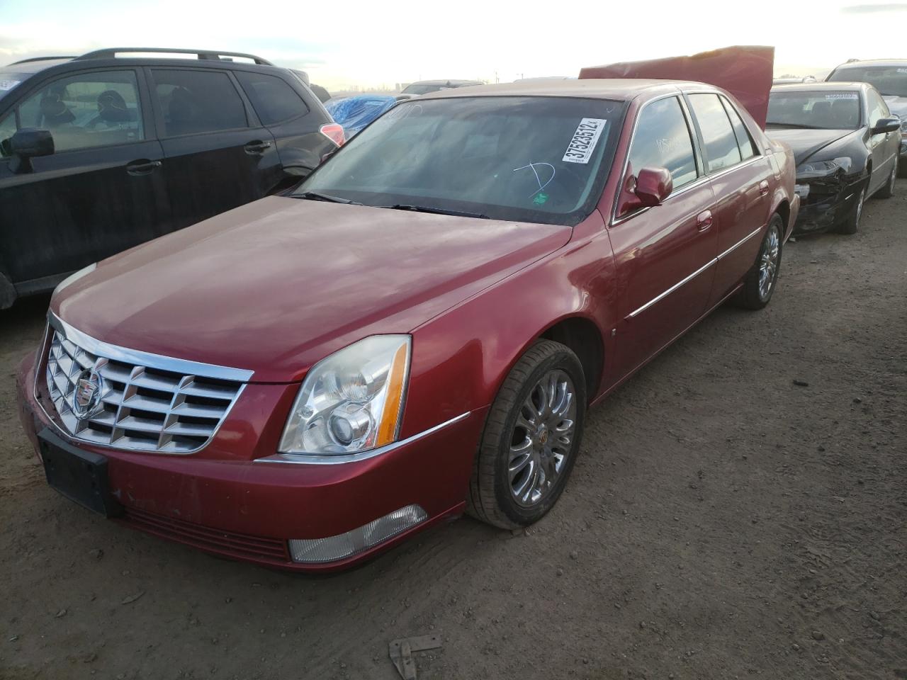 Photo 2 from auction – 2008 CADILLAC DTS with VIN 1G6KD57Y68U183837