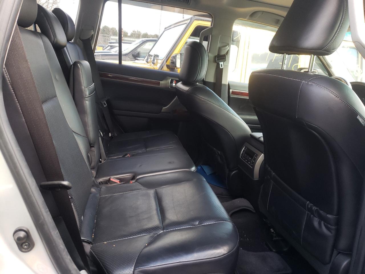 Photo 6 from auction – 2013 LEXUS GX 460 with VIN JTJBM7FX8D5055201
