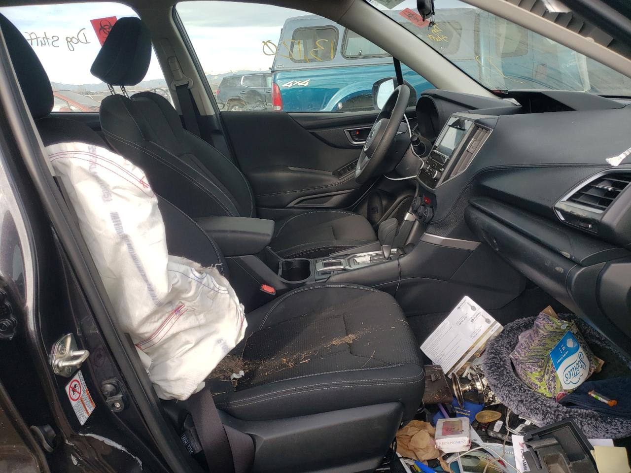 Photo 5 from auction – 2019 SUBARU FORESTER with VIN JF2SKACC2KH436370